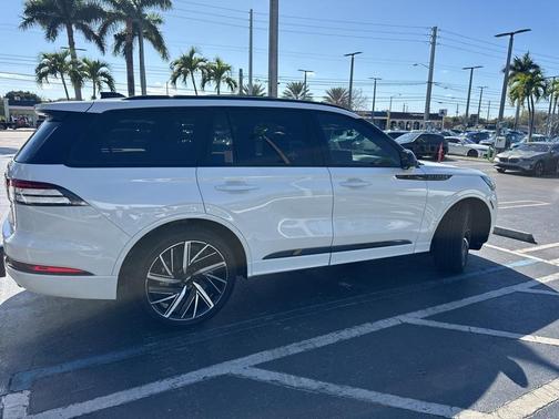 2025 Lincoln Aviator Black Label AWD