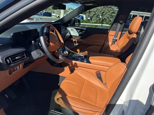 2025 Lincoln Aviator Black Label AWD