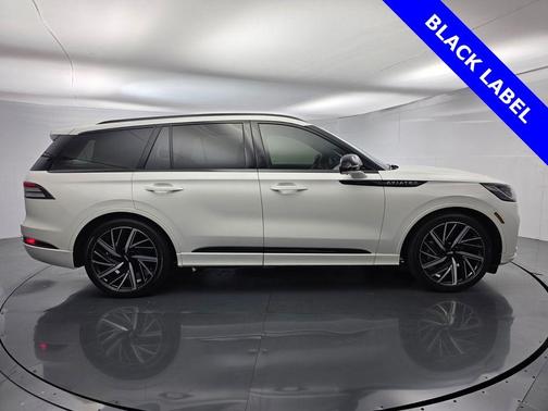 2025 Lincoln Aviator Black Label AWD