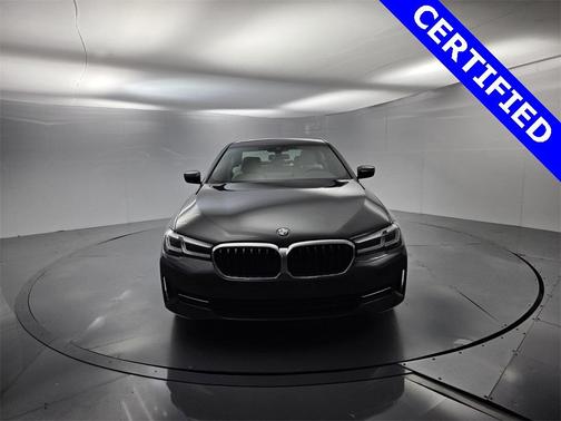 2022 BMW 530 i