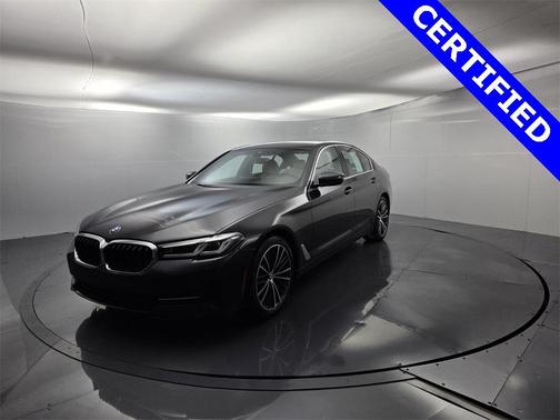 2022 BMW 530 i