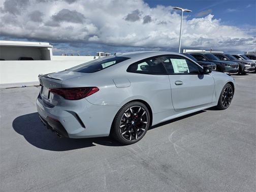 2026 BMW 430 i