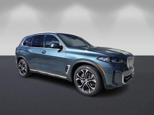 Blue Ridge Mountain Metallic 2026 BMW X5 PHEV xDrive50e