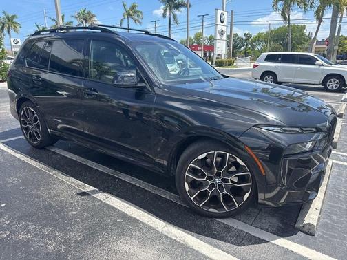 Black Sapphire Metallic 2024 BMW X7 xDrive40i