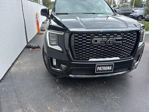 2023 GMC Yukon Denali Ultimate