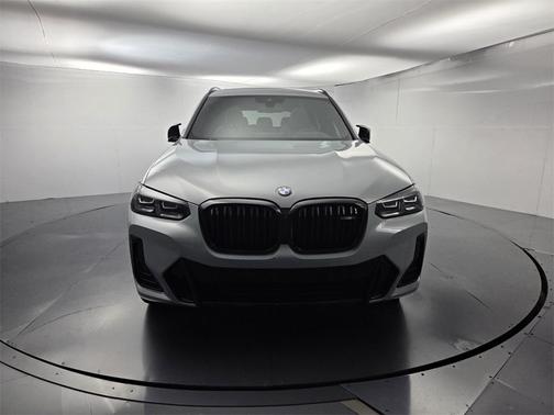 2023 BMW X3 M40i