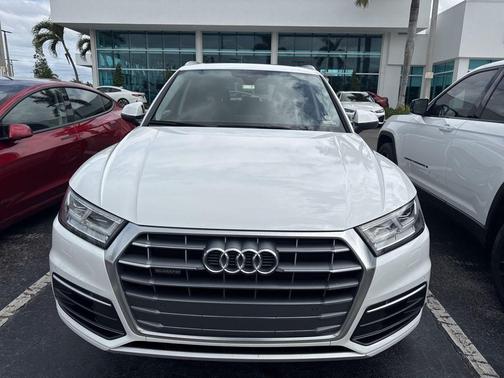 Ibis White 2018 Audi Q5 2.0T Premium Plus