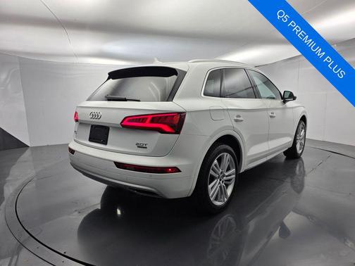 2018 Audi Q5 2.0T Premium Plus