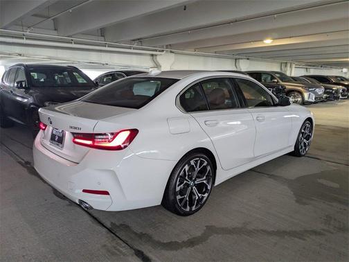2026 BMW 330 i NA