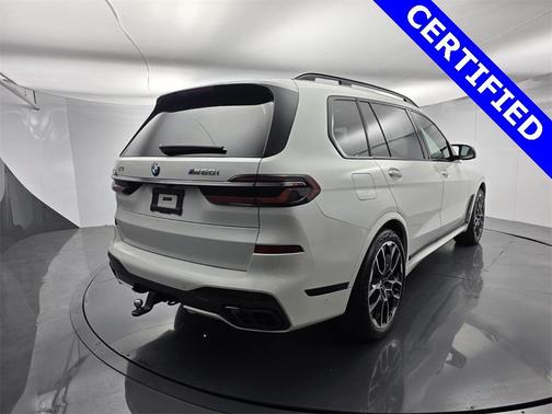 2024 BMW X7 M60i