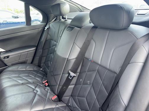 2023 BMW 760 760i xDrive