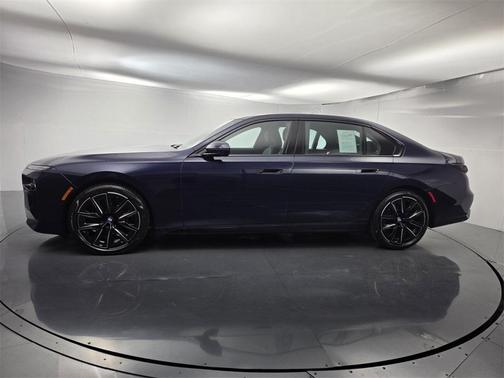2023 BMW 760 760i xDrive