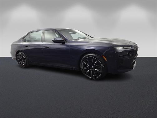 2023 BMW 760 760i xDrive