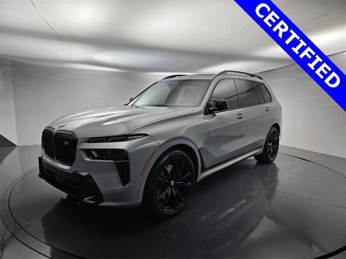 2023 BMW X7 M60i