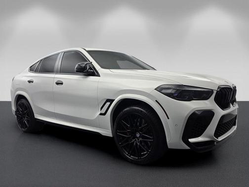 Black Sapphire Metallic 2022 BMW X6 M Base