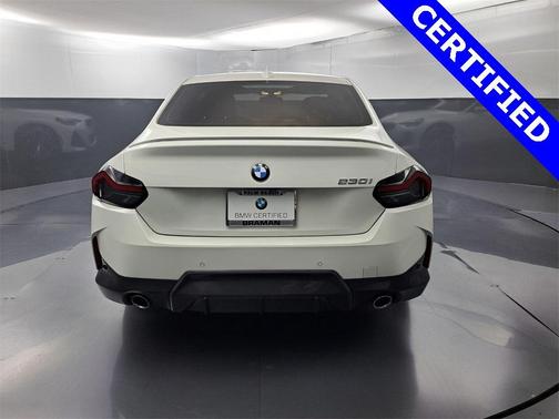 2022 BMW 230 i