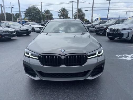 2022 BMW 540 i