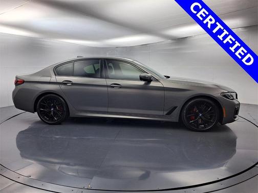 2022 BMW 540 i