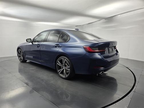 2023 BMW 330 i