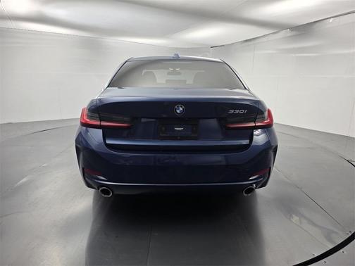 2023 BMW 330 i