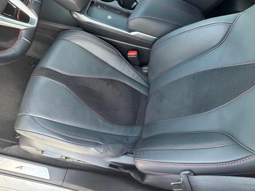 Solar Silver Metallic 2025 Acura RDX A-Spec