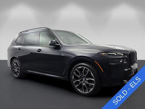 Carbon Black Metallic 2025 BMW X7 xDrive40i