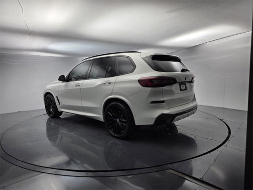 2023 BMW X5 sDrive40i