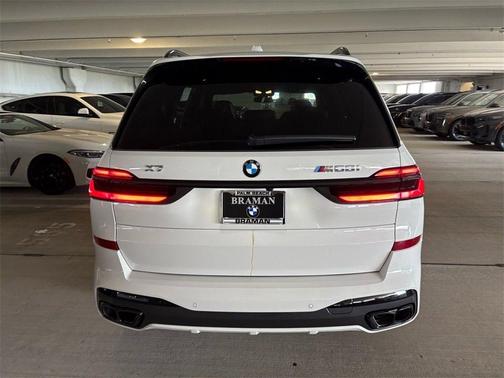 2026 BMW X7 M60i