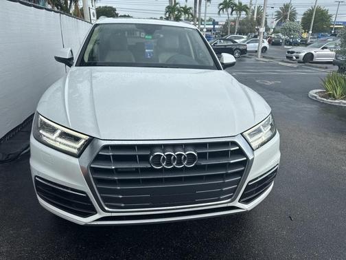 2018 Audi Q5 2.0T Tech Premium