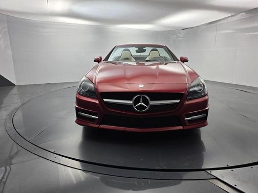 designo Cardinal Red Metallic 2016 Mercedes-Benz SLK-Class SLK300