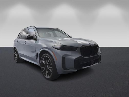 2024 BMW X5 M60i