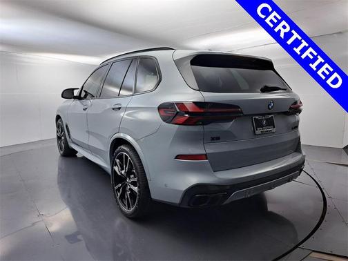 2024 BMW X5 M60i