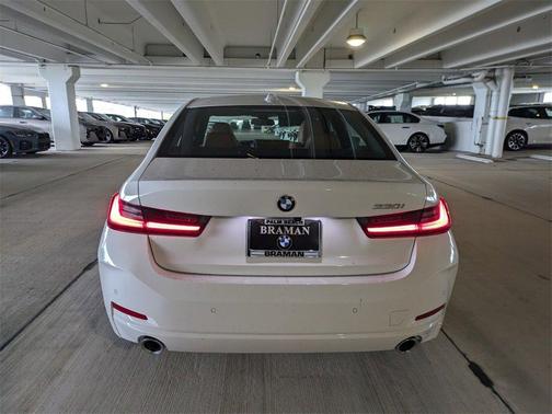 2025 BMW 330 i