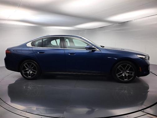 2024 BMW i5 eDrive40