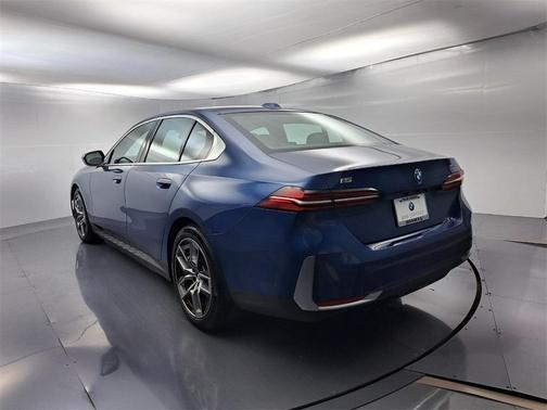 2024 BMW i5 eDrive40