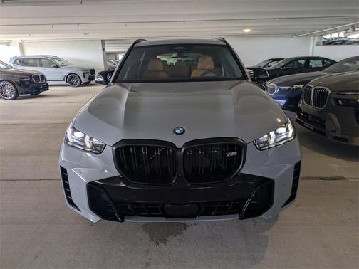 2026 BMW X5 M60i