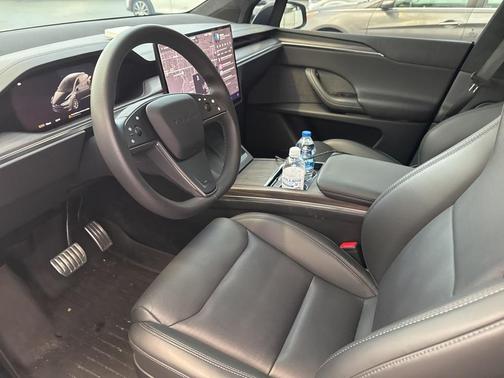 2024 Tesla Model X Base
