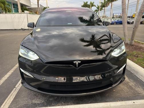 2024 Tesla Model X Base