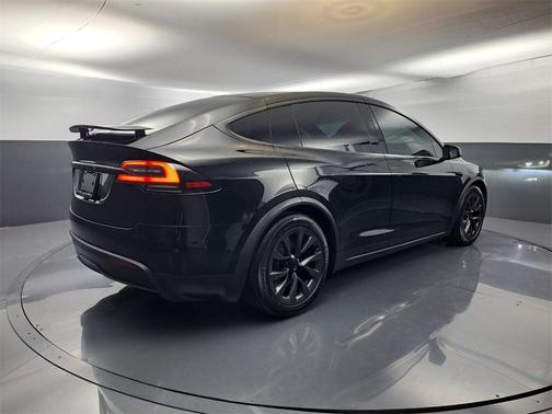 2024 Tesla Model X Base
