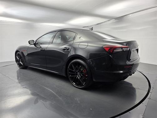 2023 Maserati Ghibli Trofeo