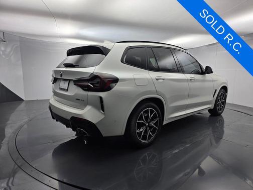 Mineral White Metallic 2023 BMW X3 sDrive30i