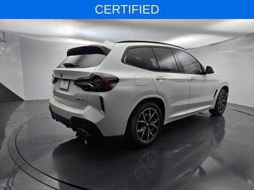 Mineral White Metallic 2023 BMW X3 sDrive30i