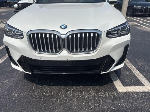 Mineral White Metallic 2023 BMW X3 sDrive30i