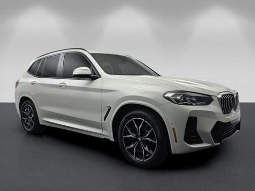 Mineral White Metallic 2023 BMW X3 sDrive30i