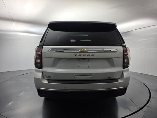 Iridescent Pearl Tricoat 2024 Chevrolet Tahoe LT