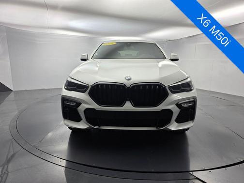 2021 BMW X6 M50i