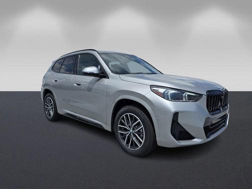Space Silver 2026 BMW X1 xDrive28i