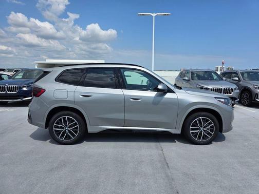 Space Silver 2026 BMW X1 xDrive28i