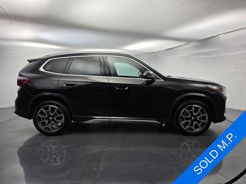 Jet Black 2025 BMW X1 xDrive28i