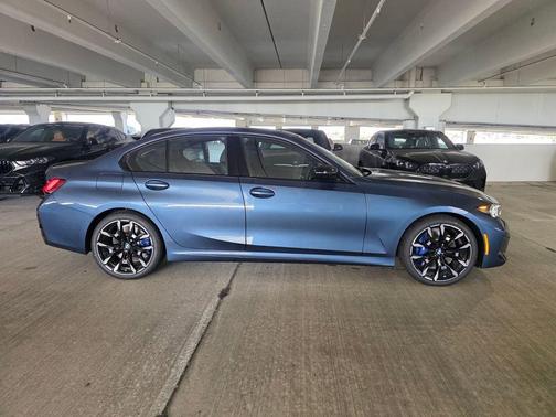 Arctic Race Blue Metallic 2026 BMW 330 I
